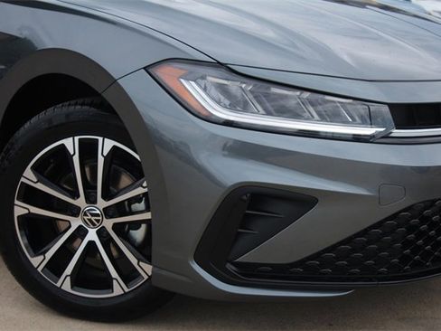 New 2025 Volkswagen Jetta Sport image 2