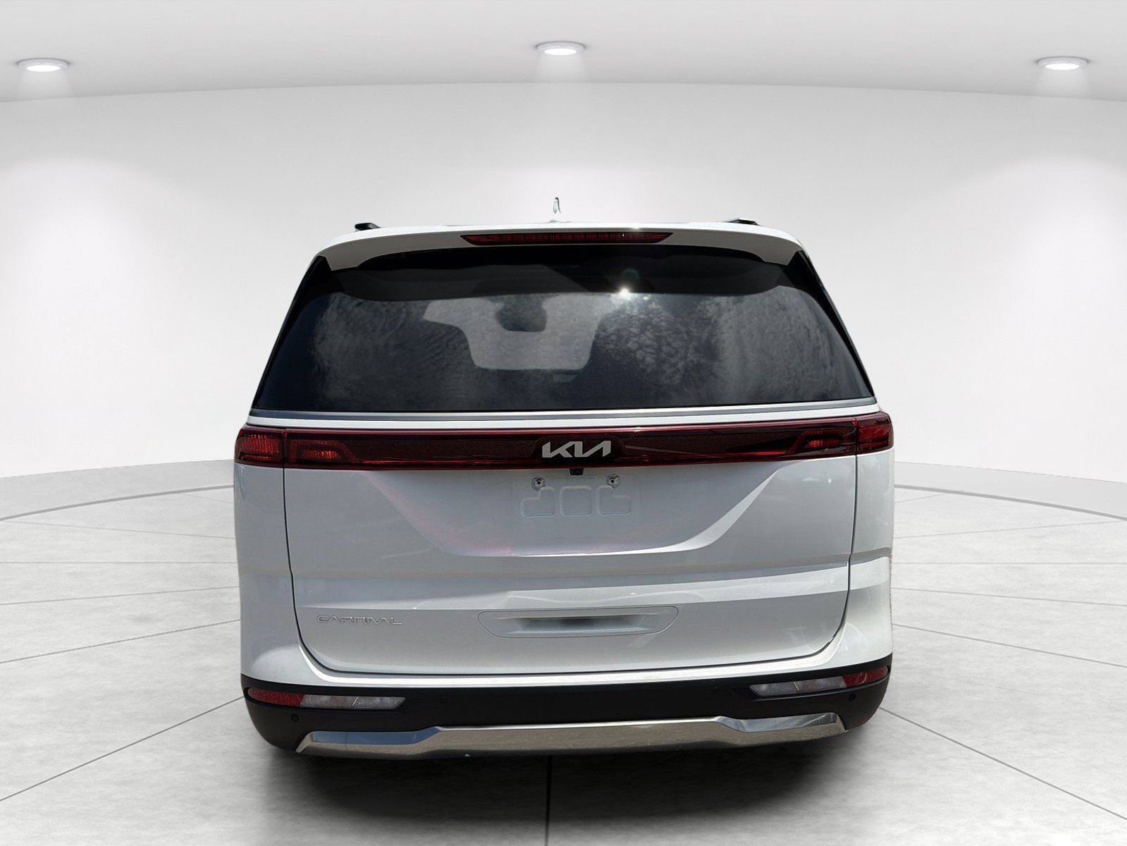 Used 2024 Kia Carnival SX FWD image 5