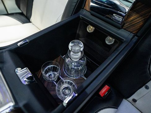 Used 2019 Rolls-Royce Cullinan image 67