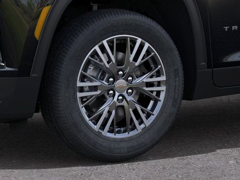 New 2026 Chevrolet Traverse LT w/ Driver Confidence Package FWD image 9