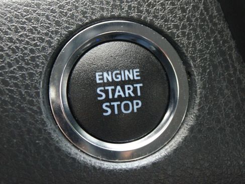 Used 2021 Toyota Camry XSE w/ Navigation Package image 10