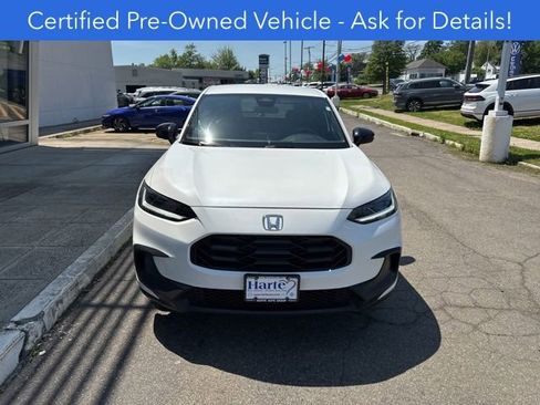 Used 2023 Honda HR-V Sport image 3
