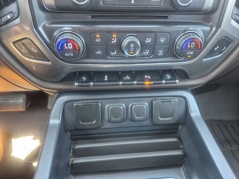 Used 2017 Chevrolet Silverado 1500 LTZ Z71 w/ LTZ Plus Package AWD/4WD image 36