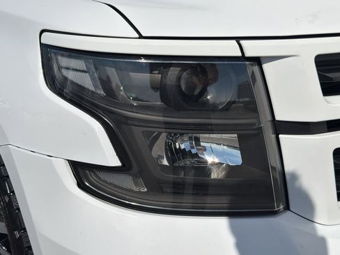 Used 2020 Chevrolet Tahoe Premier AWD/4WD image 3
