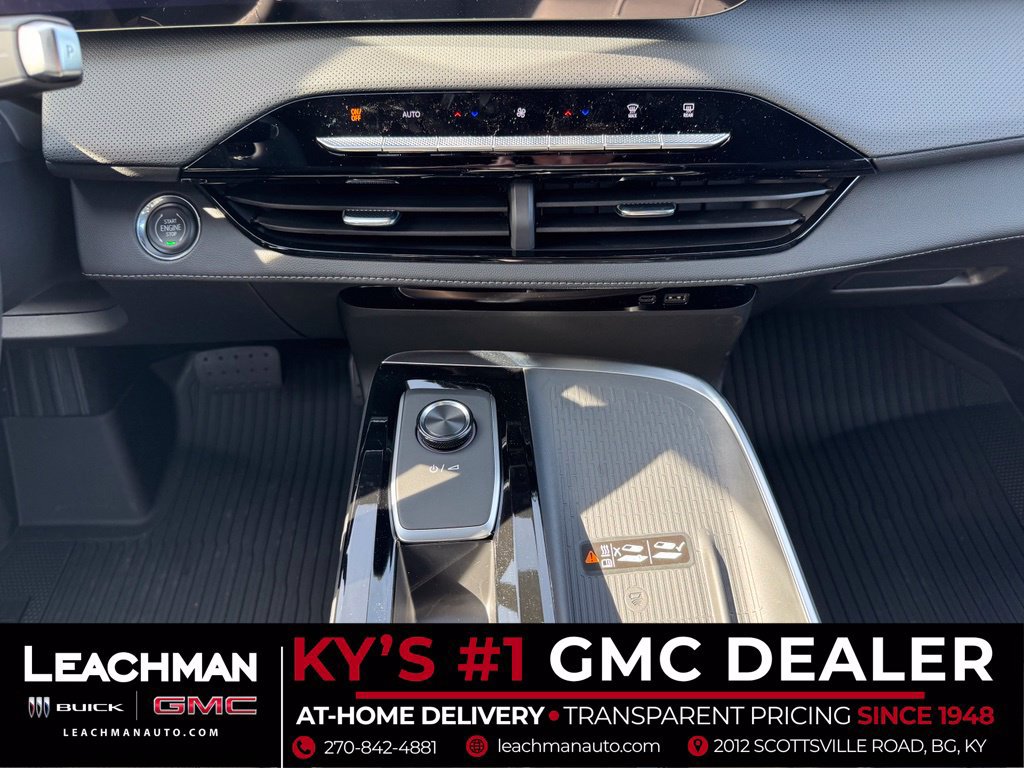 New 2027 Buick Enclave Preferred w/ LPO, Floor Liner Package FWD image 26