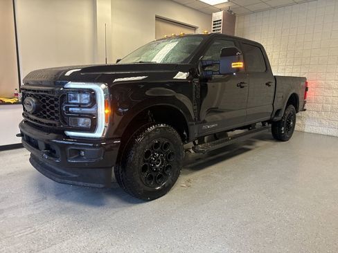 New 2026 Ford F350 Lariat w/ Black Appearance Package AWD/4WD image 14