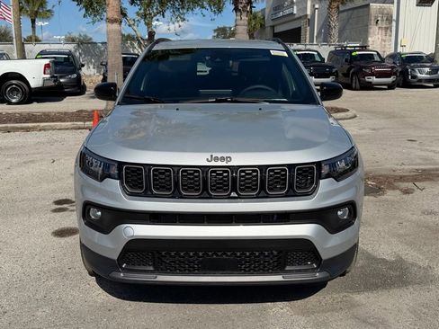 New 2026 Jeep Compass Latitude image 8
