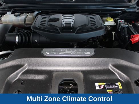 Used 2024 Jeep Wagoneer Series II w/ Flexible Seating Group AWD/4WD image 10