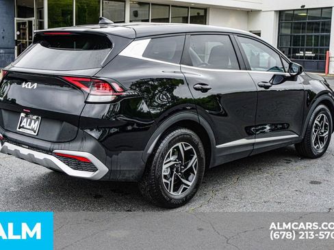 Used 2025 Kia Sportage LX FWD image 6