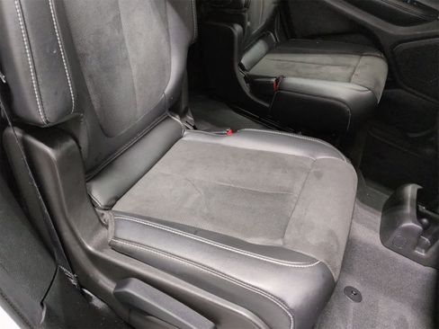 Certified 2024 Jeep Grand Cherokee L Altitude image 22