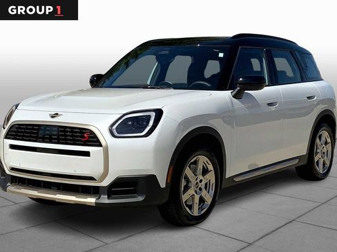 Used 2025 MINI Cooper Countryman S image 1