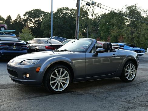 Used 2008 MAZDA MX-5 Miata Grand Touring w/ Premium Pkg image 10