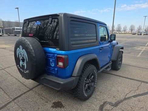Used 2022 Jeep Wrangler Willys image 3