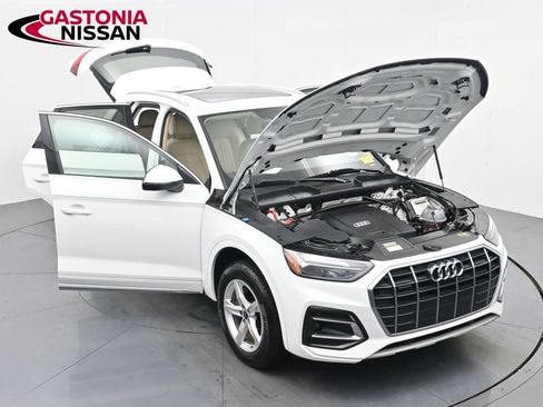 Used 2023 Audi Q5 2.0T Premium w/ Convenience Package AWD/4WD image 41