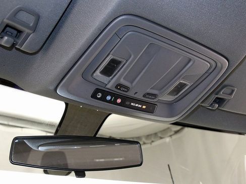 Used 2022 GMC Sierra 3500 SLE w/ SLE Convenience Package image 21