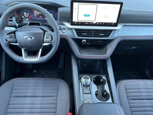 New 2026 Ford Explorer ST-Line w/ ST-Line Street Pack AWD/4WD image 14