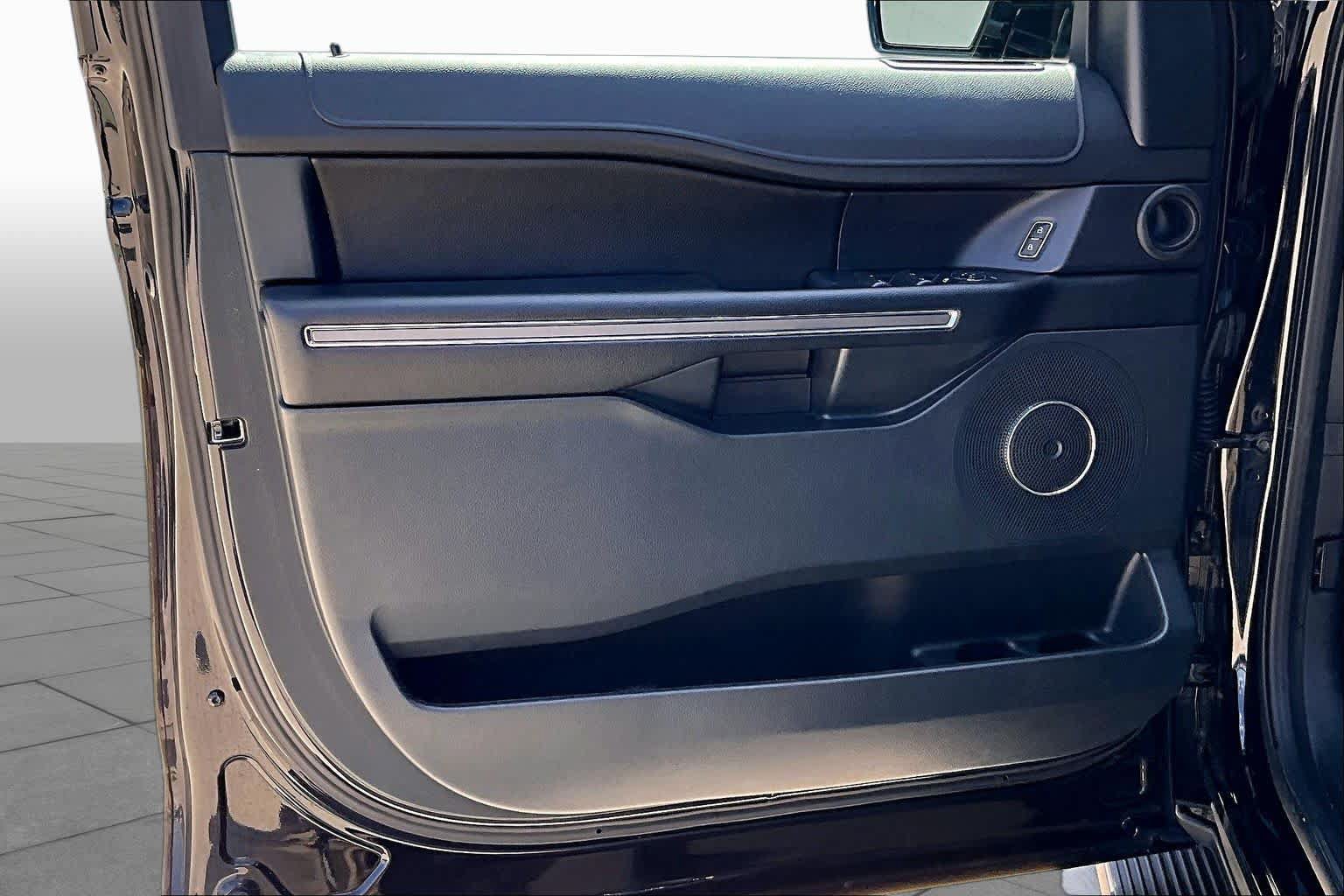 Used 2021 Ford Expedition XLT RWD image 20