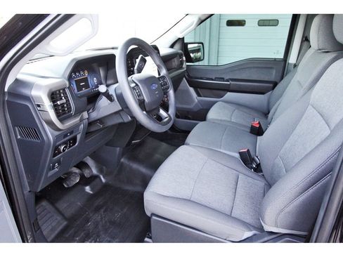 Used 2025 Ford F150 XL w/ Equipment Group 103A High AWD/4WD image 9
