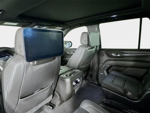 Used 2024 GMC Yukon Denali w/ Advanced Technology Package RWD image 37