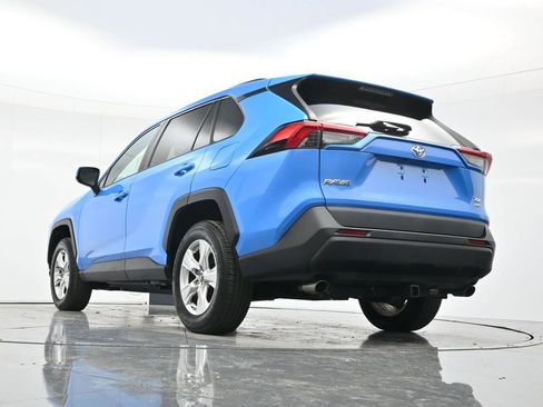 Used 2019 Toyota RAV4 XLE w/ Carpet Mat Package AWD/4WD image 51