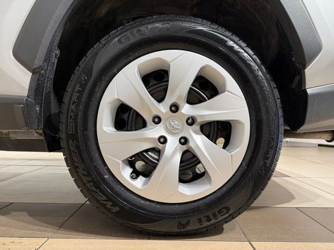 Certified 2024 Toyota RAV4 LE image 9