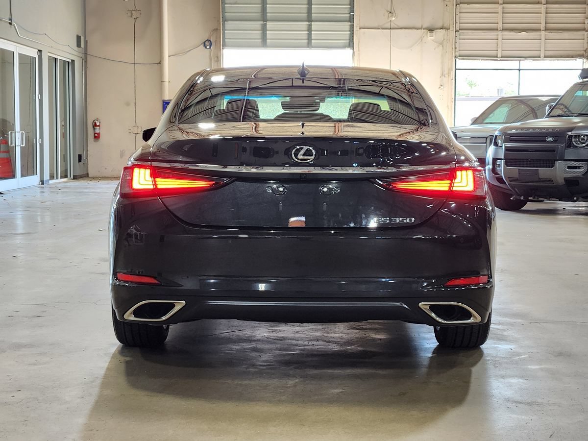 Used 2024 Lexus ES 350 w/ Premium Package FWD image 8