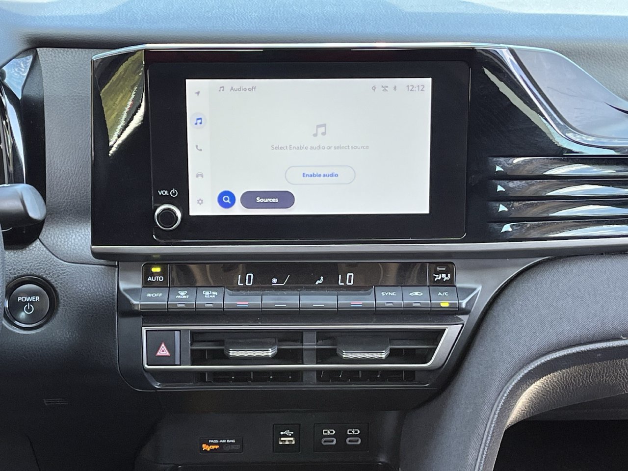 Used 2025 Toyota Camry LE FWD image 15