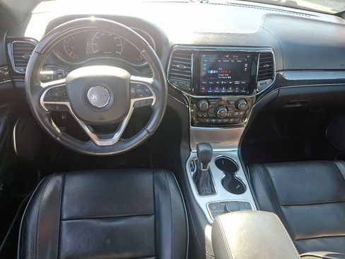 Used 2019 Jeep Grand Cherokee Overland image 13