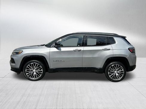 Used 2022 Jeep Compass Limited w/ Elite Group image 8