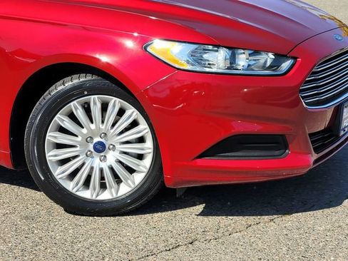 Used 2016 Ford Fusion SE image 6
