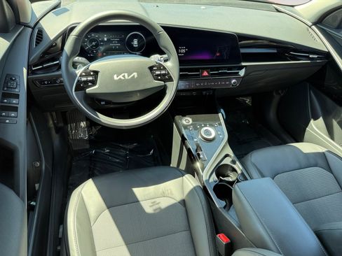 Used 2023 Kia Niro Wind FWD image 15