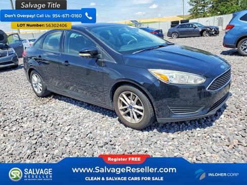 Used 2017 Ford Focus SE FWD image 5