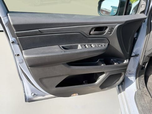 Certified 2023 Honda Odyssey Sport image 19