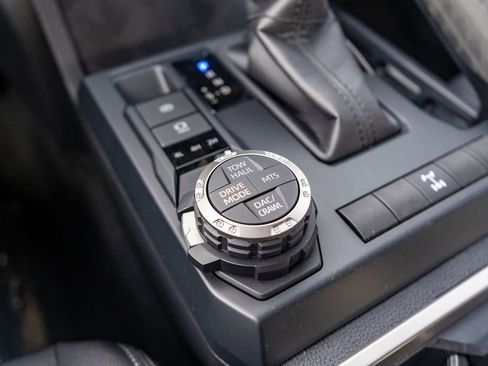 New 2025 Toyota Tacoma TRD Off-Road image 27