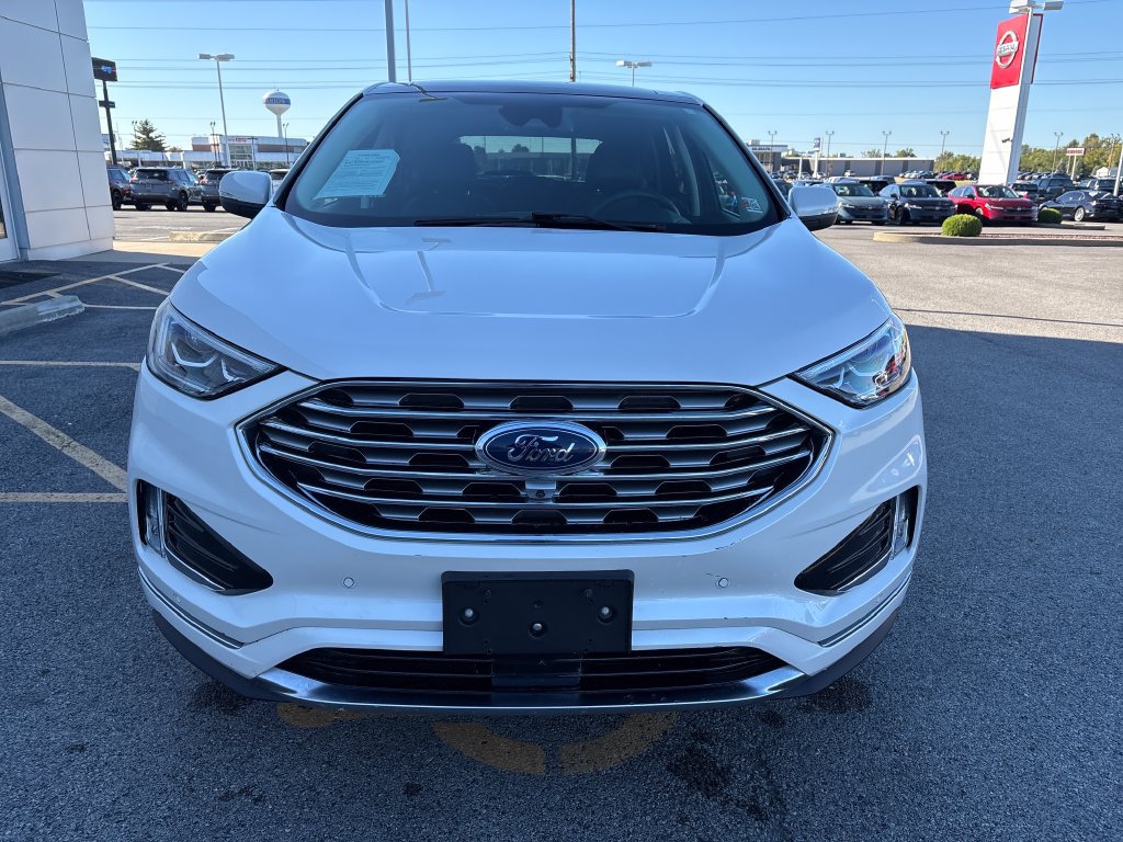 Used 2019 Ford Edge Titanium w/ Equipment Group 301A AWD/4WD image 8