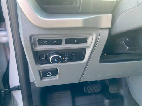 Used 2022 Ford F150 XLT w/ Trailer Tow Package AWD/4WD image 18