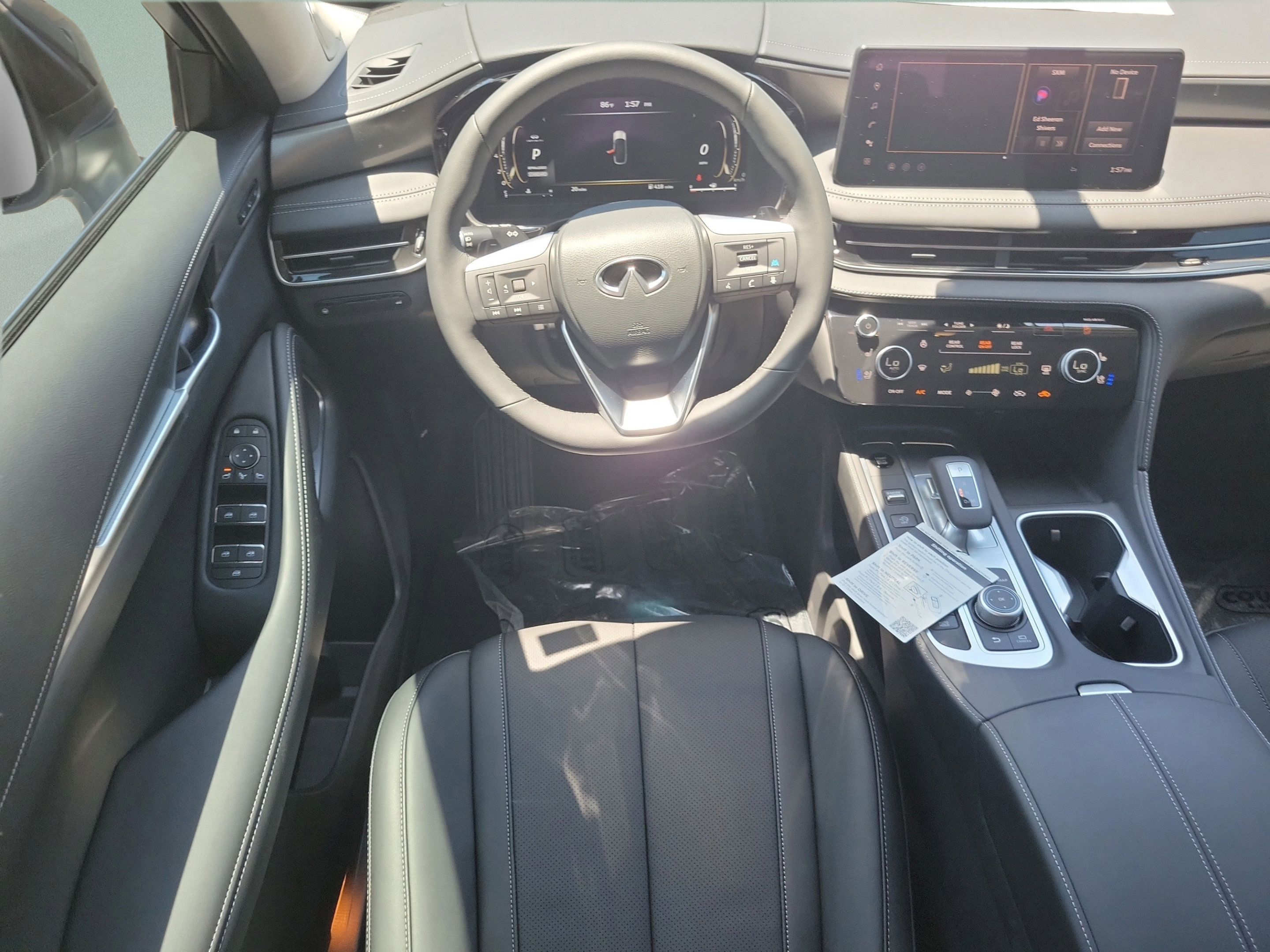 New 2026 INFINITI QX60 Luxe w/ Cargo Package FWD image 11