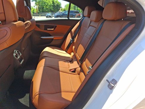 Certified 2025 Mercedes-Benz C 300 4MATIC Sedan image 8