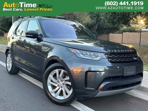 Used 2018 Land Rover Discovery SE image 1