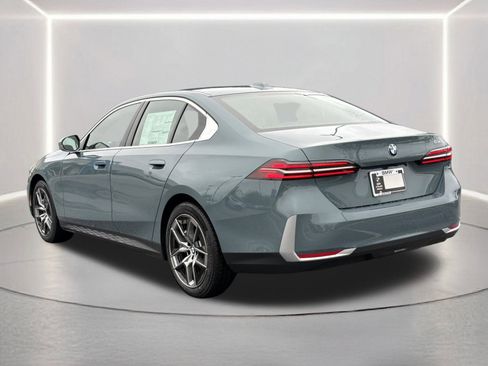 New 2026 BMW 530i w/ Convenience Package image 22