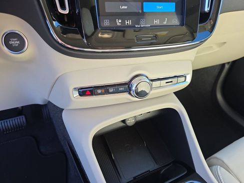 New 2026 Volvo XC40 B4 Plus w/ Protection Package Premier image 16