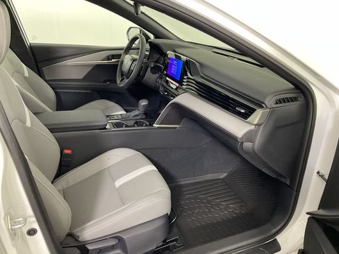 New 2026 Toyota Camry SE FWD image 22