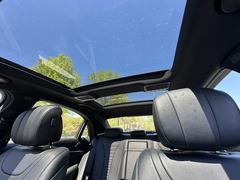 Used 2019 Mercedes-Benz S 560 Sedan image 34