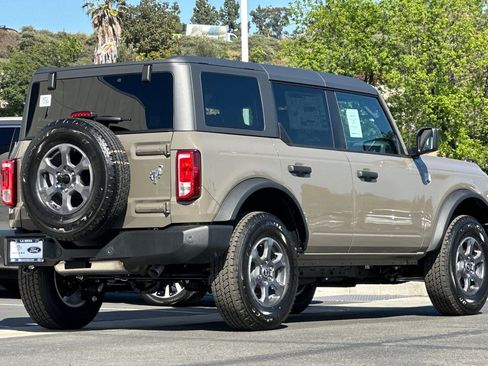 New 2026 Ford Bronco Big Bend image 3