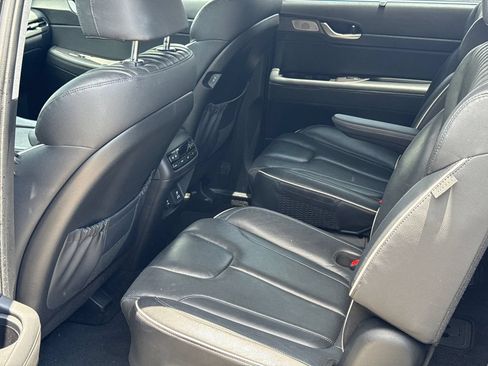 Used 2023 Hyundai Palisade Limited FWD image 24