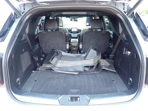 Certified 2023 Ford Explorer ST-Line w/ Class IV Trailer Tow Package AWD/4WD image 8