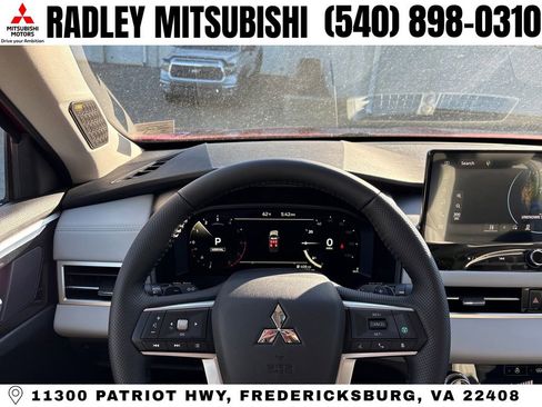 New 2026 Mitsubishi Outlander SE AWD/4WD image 13