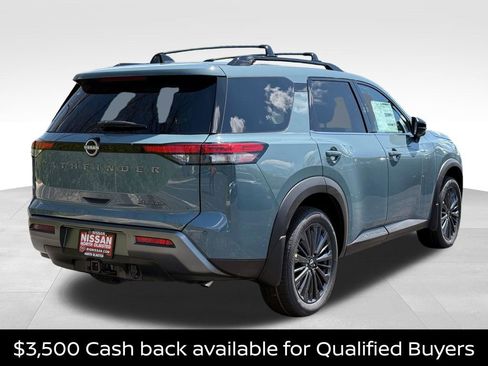New 2026 Nissan Pathfinder SL w/ SL Premium Package AWD/4WD image 3