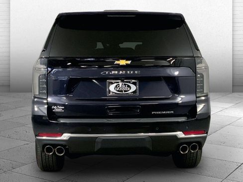 Used 2025 Chevrolet Tahoe Premier AWD/4WD image 3