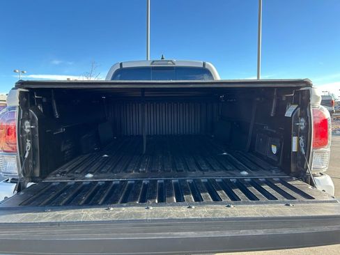 Used 2023 Toyota Tacoma TRD Off-Road w/ Technology Package image 29